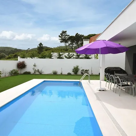 Modern With Private Swimming Pool, Cleaning Included