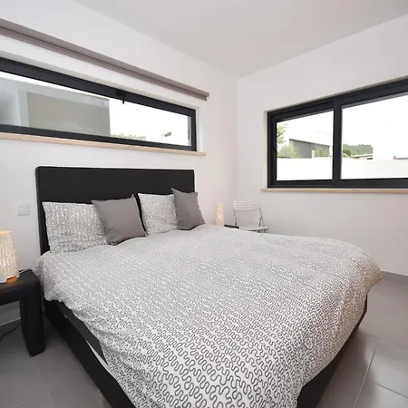 بيت للعطل Modern With Private Swimming Pool, Cleaning Included *