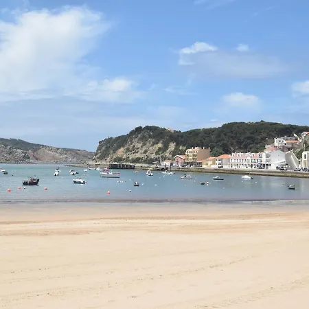 Nyaraló Nazare For Surfing, Cleaning Included *